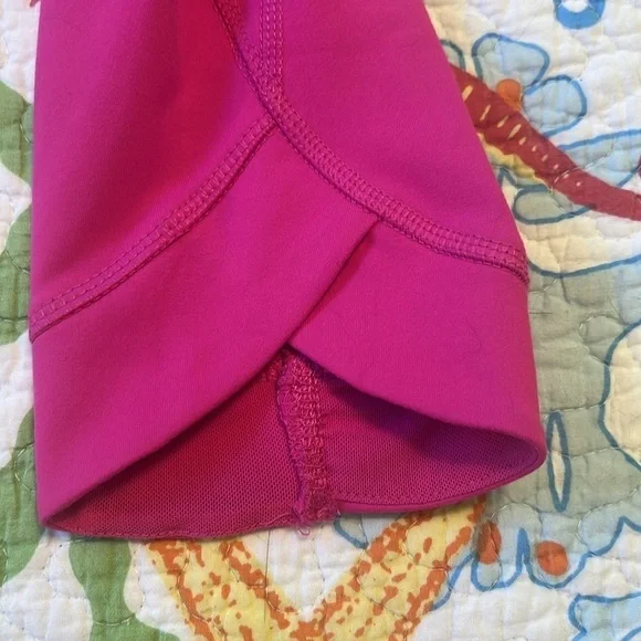 Layers 8 Pink Leggings, 21” Inseam, side pockets, legs are rounded, Sz S - Picture 13 of 14